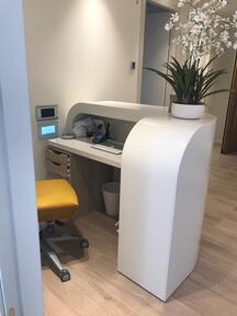 Mueble curvo de recibidor - Rafael Moreno